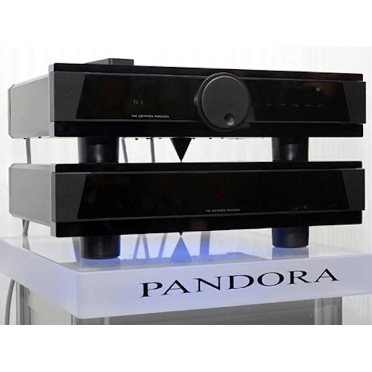 Gryphon Pandora