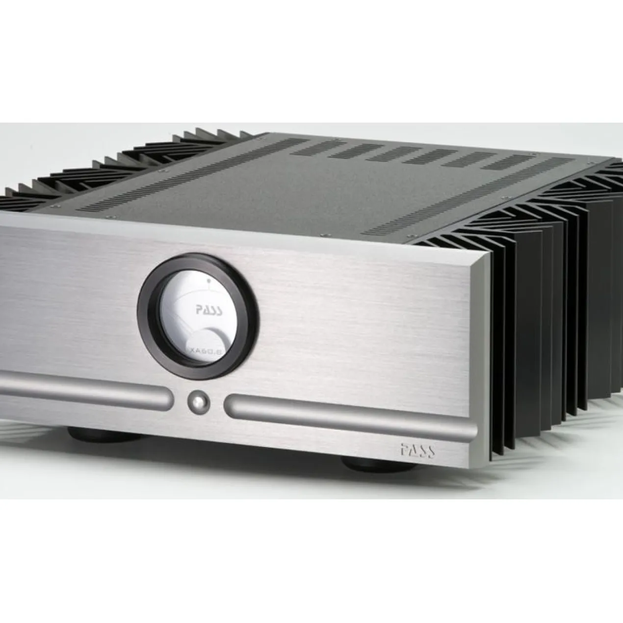 Pass Labs X150.8