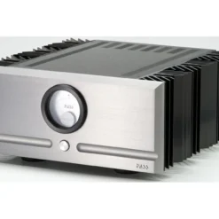 Pass Labs X260.8