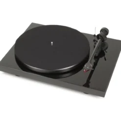 Pro-Ject Debut Carbon Evo 2M Red